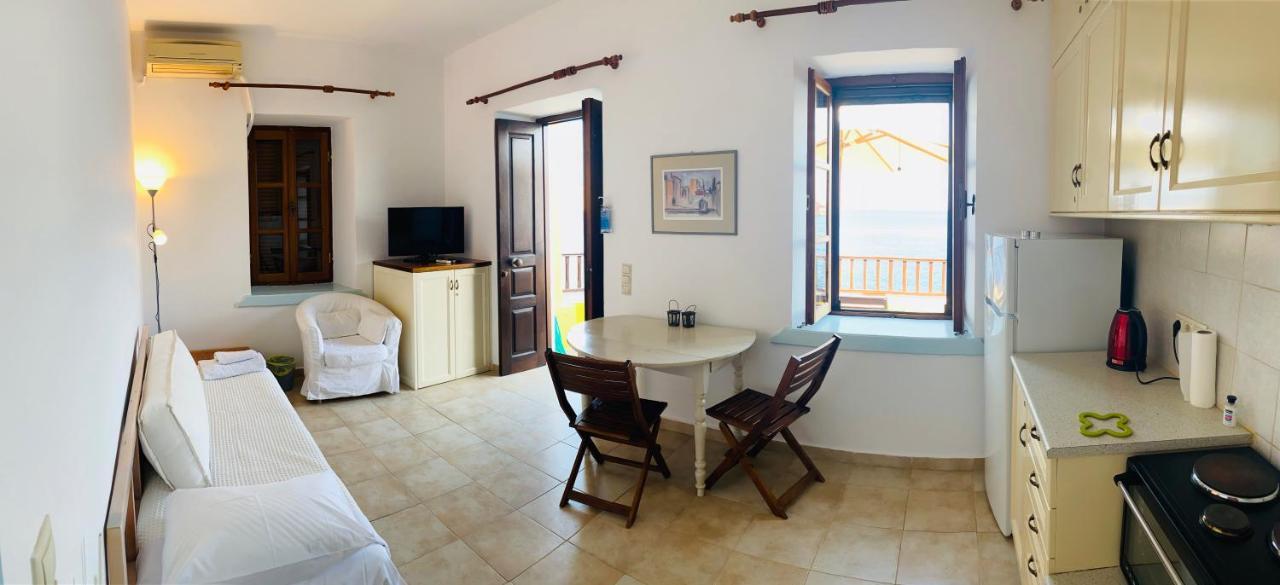Villa Amalia Chalki Town Exterior photo